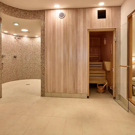 Anna Duene Anna Duene 0-05